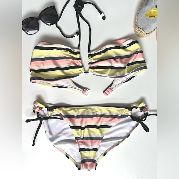 Roxy 2 Piece Multicoloured Bikini - Picture 1 of 11